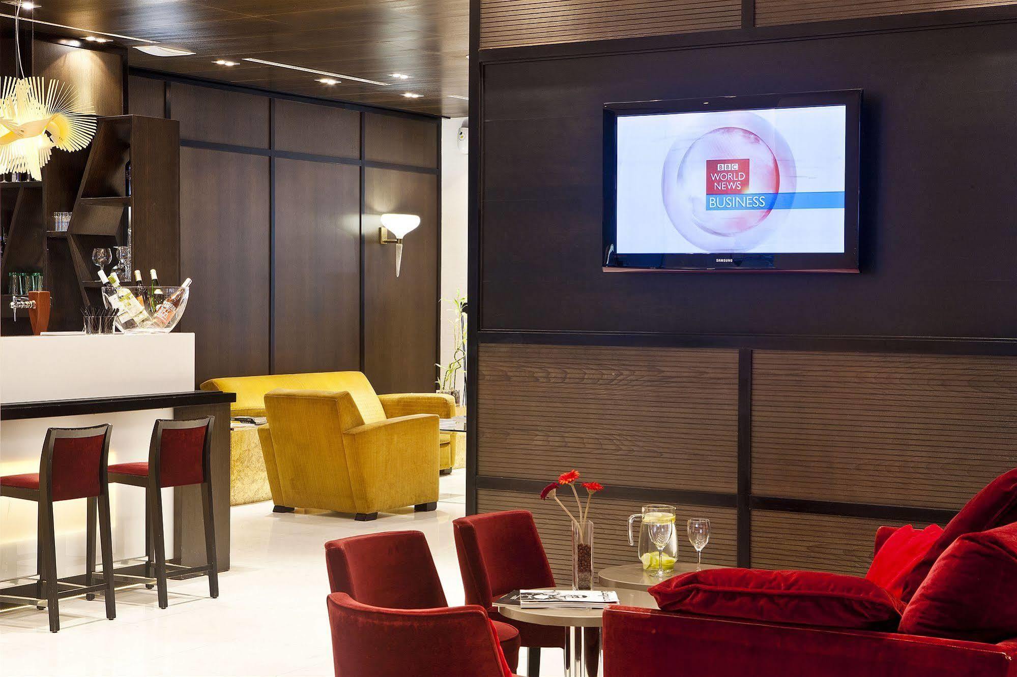 Grupotel Gran Via 678 Barcelona Bagian luar foto