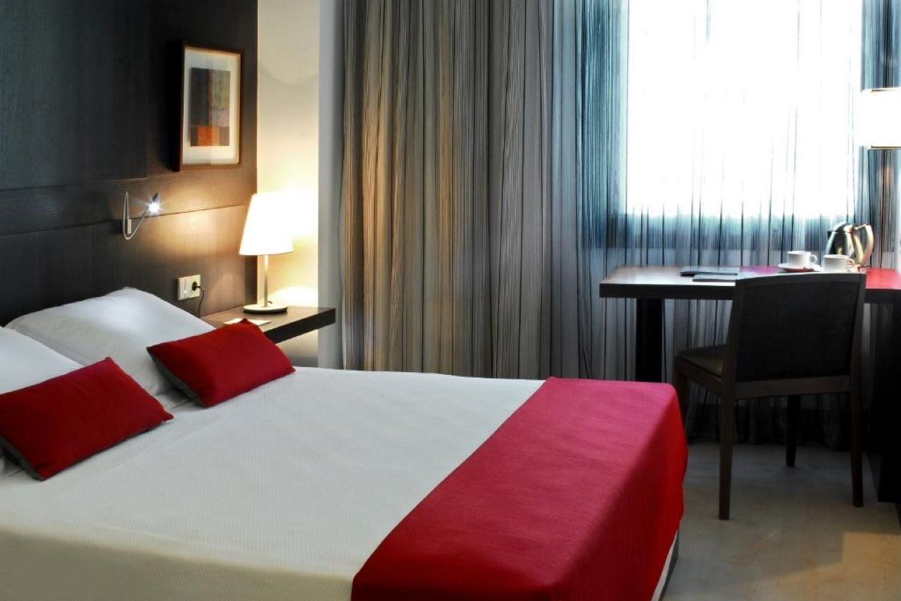 Grupotel Gran Via 678 Barcelona Bagian luar foto